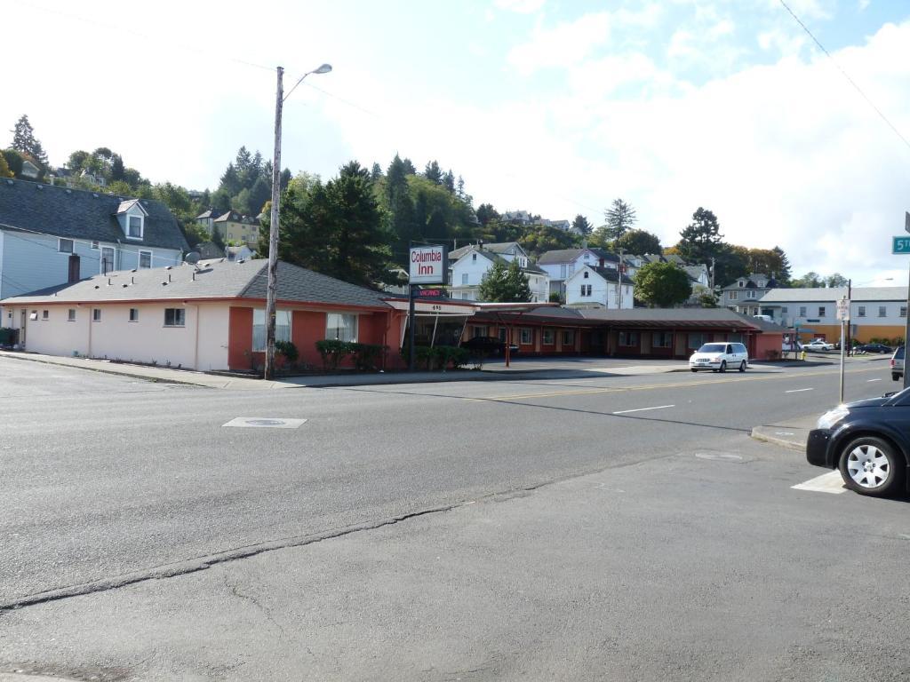 Columbia Motel